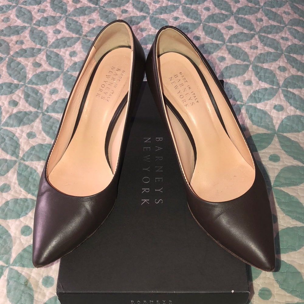 Barney’s 102 Heels Brown
